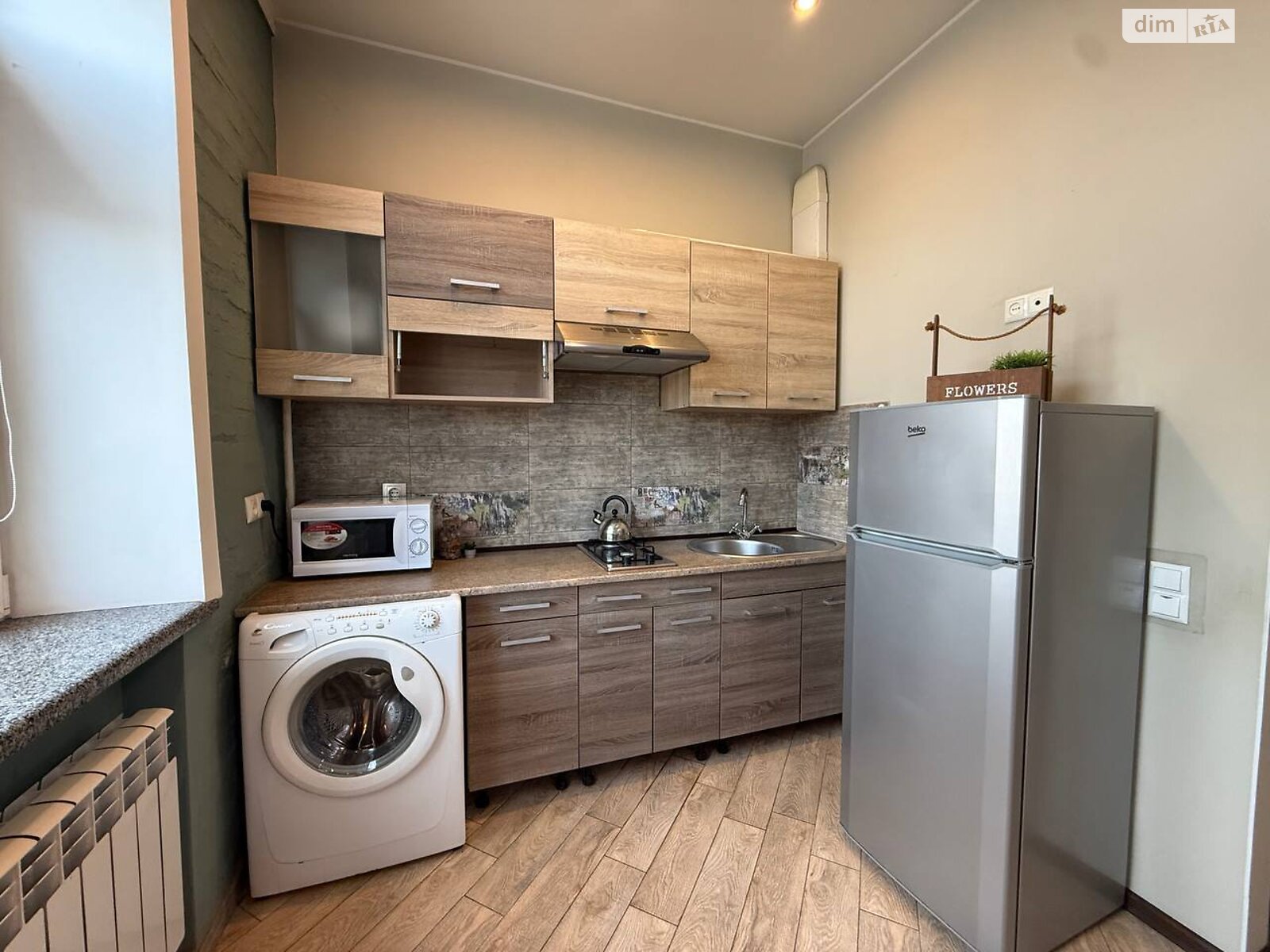 однокомнатная квартира в Кривом Роге, район Центрально-Городской, на ул. Староярмарковая 43 в аренду на долгий срок помесячно фото 1