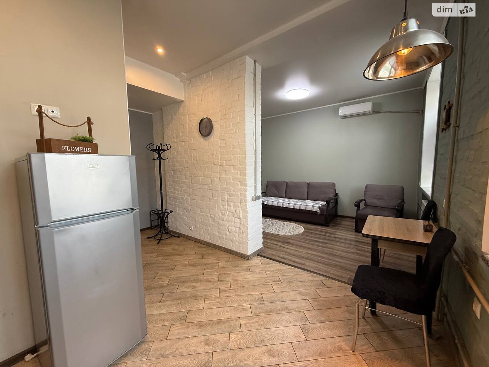 однокомнатная квартира в Кривом Роге, район Центрально-Городской, на ул. Староярмарковая 43 в аренду на долгий срок помесячно фото 1