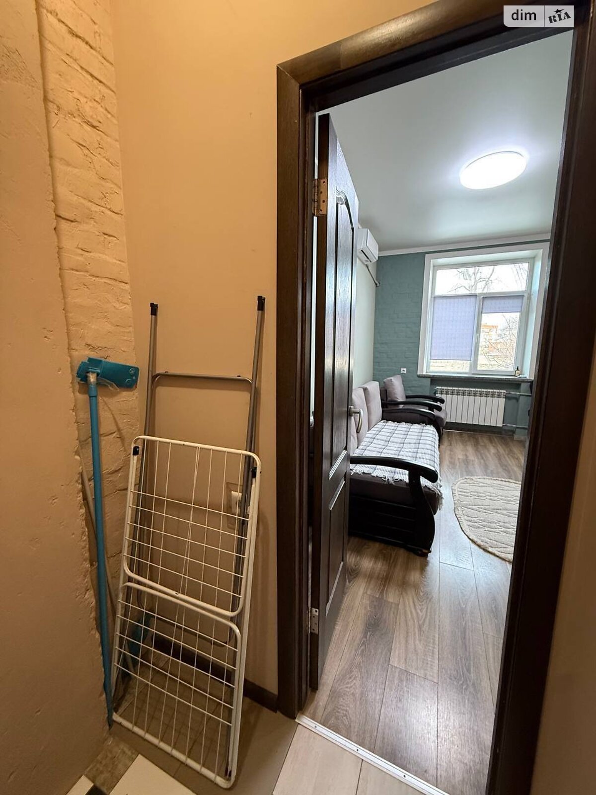 однокомнатная квартира в Кривом Роге, район Центрально-Городской, на ул. Староярмарковая 43 в аренду на долгий срок помесячно фото 1