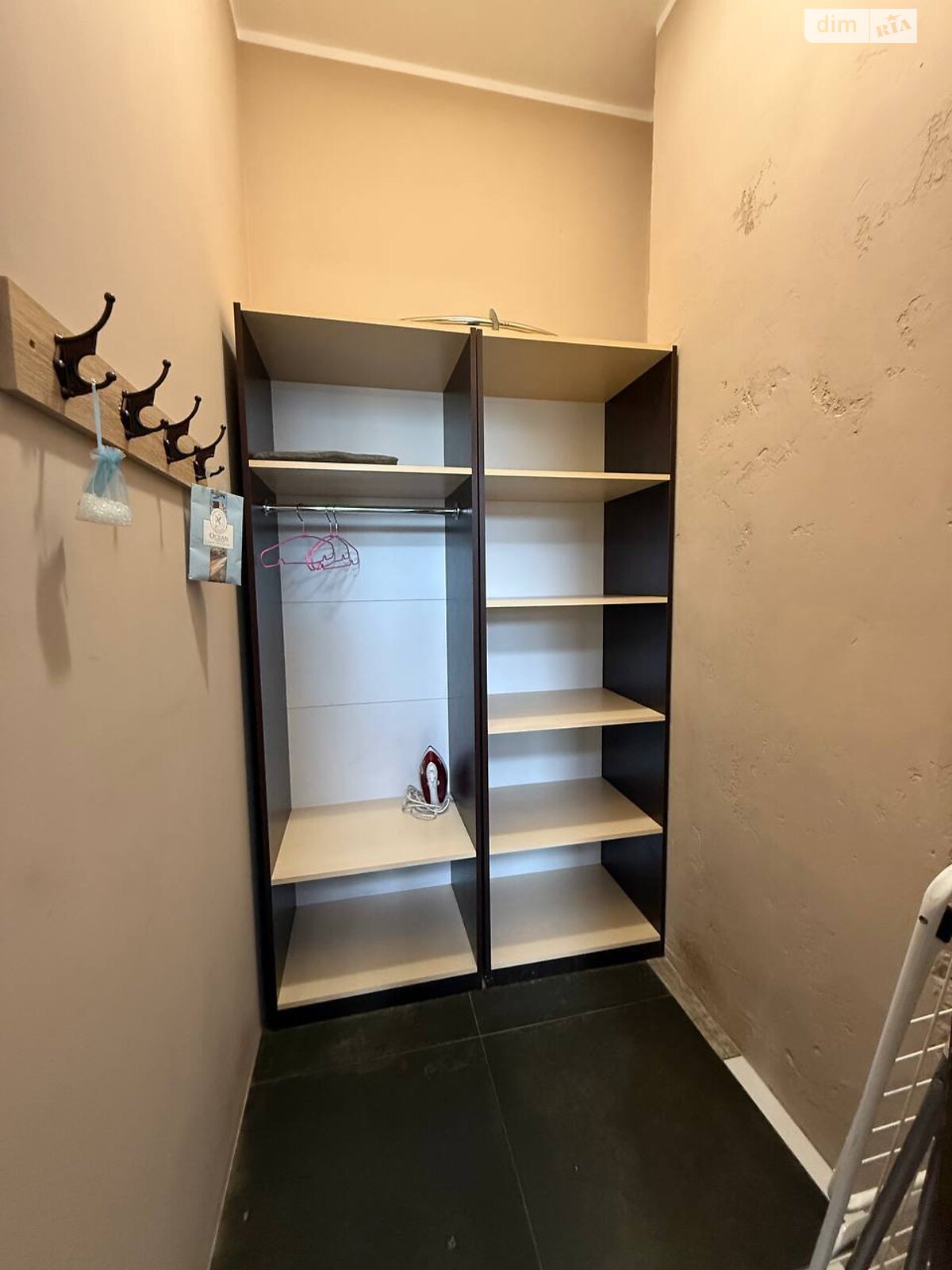 однокомнатная квартира в Кривом Роге, район Центрально-Городской, на ул. Староярмарковая 43 в аренду на долгий срок помесячно фото 1