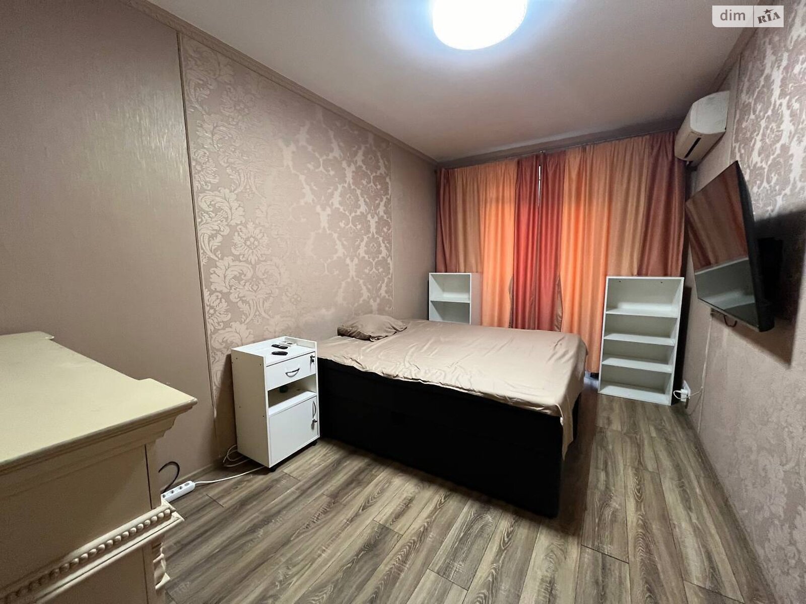 двокімнатна квартира в Кривому Розі, район Центрально-Міський, на вул. Свято-Миколаївська 62 в довготривалу оренду помісячно фото 1 двокімнатна квартира в Кривому Розі, район Центрально-Міський, на вул. Свято-Миколаївська 62 в довготривалу оренду помісячно фото 1