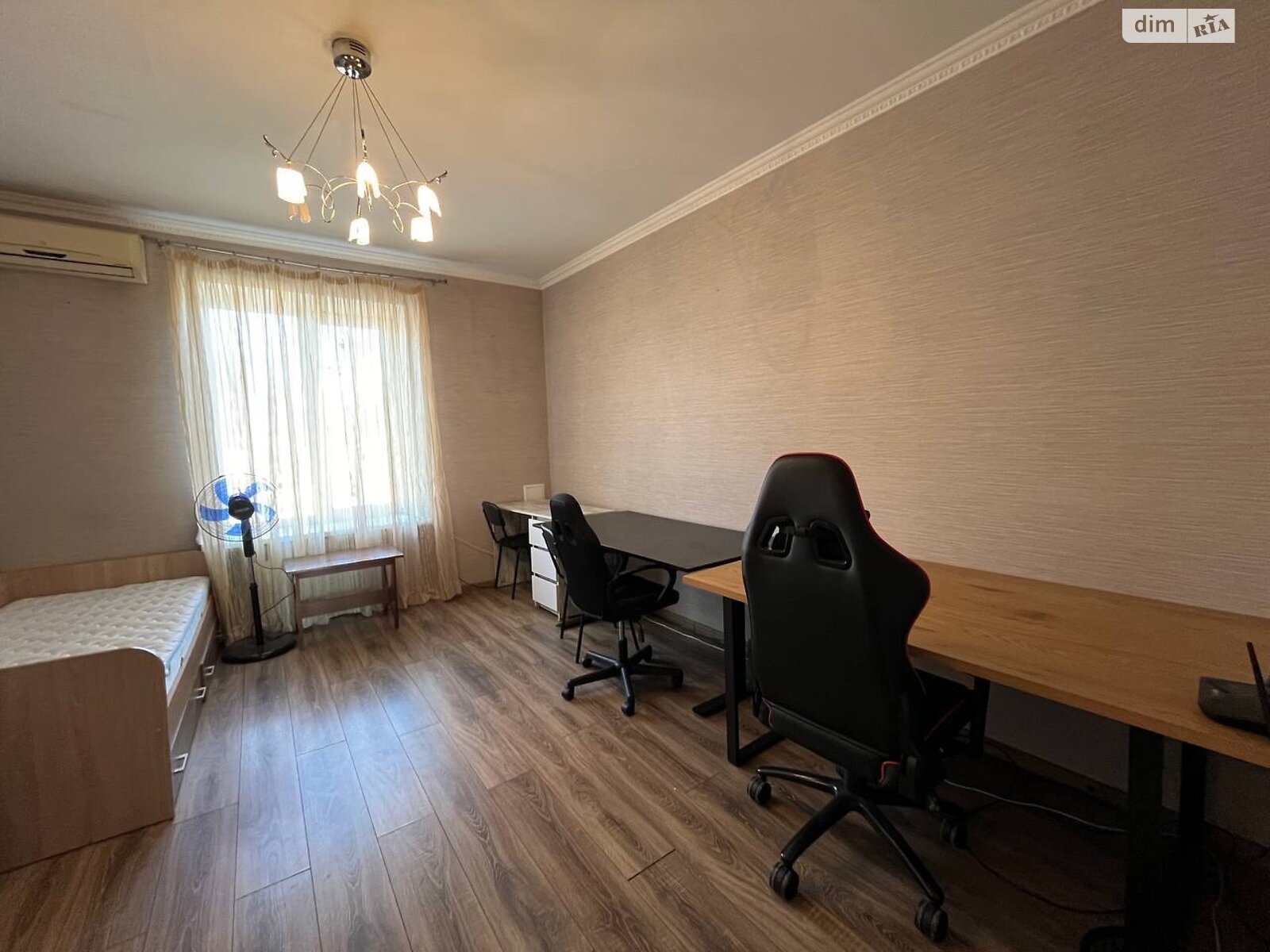 двокімнатна квартира в Кривому Розі, район Центрально-Міський, на вул. Свято-Миколаївська 62 в довготривалу оренду помісячно фото 1 двокімнатна квартира в Кривому Розі, район Центрально-Міський, на вул. Свято-Миколаївська 62 в довготривалу оренду помісячно фото 1