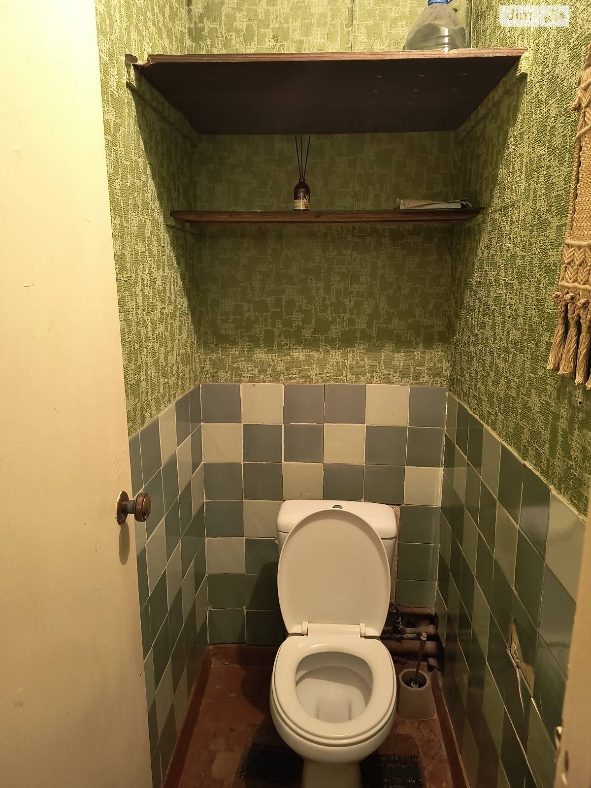 двухкомнатная квартира в Кривом Роге, район Центрально-Городской, на ул. Свято-Николаевская 12 в аренду на долгий срок помесячно фото 1