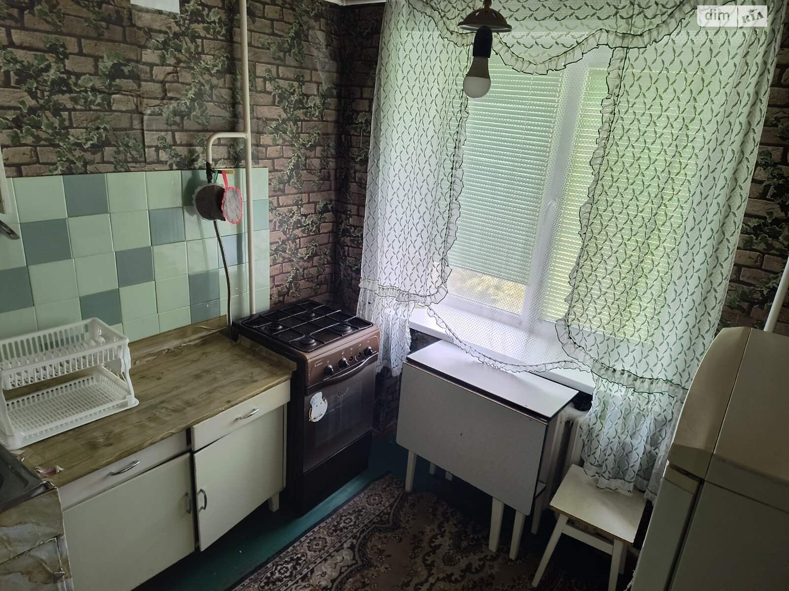 двухкомнатная квартира в Кривом Роге, район Центрально-Городской, на ул. Свято-Николаевская 12 в аренду на долгий срок помесячно фото 1