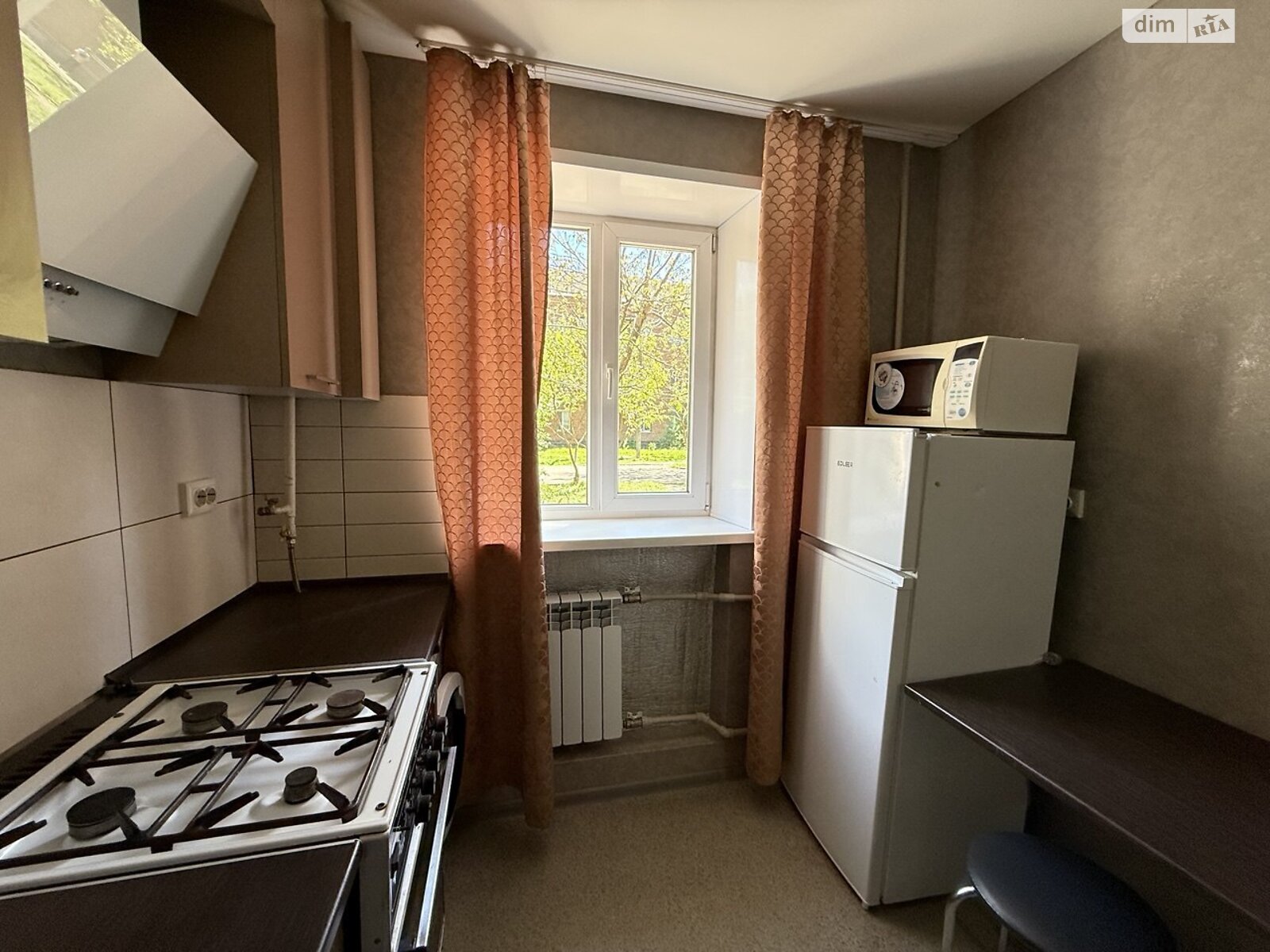 двухкомнатная квартира с мебелью в Кривом Роге, район Центрально-Городской, на ул. Украинская 118 в аренду на долгий срок помесячно фото 1 двухкомнатная квартира с мебелью в Кривом Роге, район Центрально-Городской, на ул. Украинская 118 в аренду на долгий срок помесячно фото 1