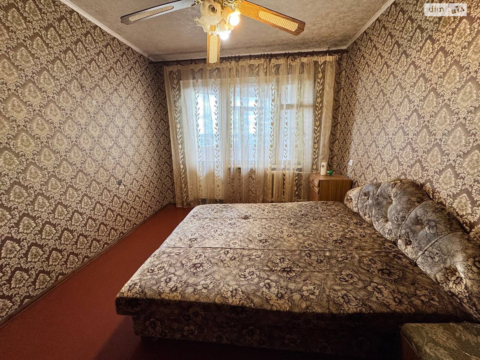 четырехкомнатная квартира в Кривом Роге, район Центрально-Городской, на ул. Украинская 2 в аренду на долгий срок помесячно фото 1 четырехкомнатная квартира в Кривом Роге, район Центрально-Городской, на ул. Украинская 2 в аренду на долгий срок помесячно фото 1