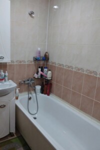 двокімнатна квартира в Кропивницькому, район Фортечний, на вул. Корольова Академіка в довготривалу оренду помісячно фото 2