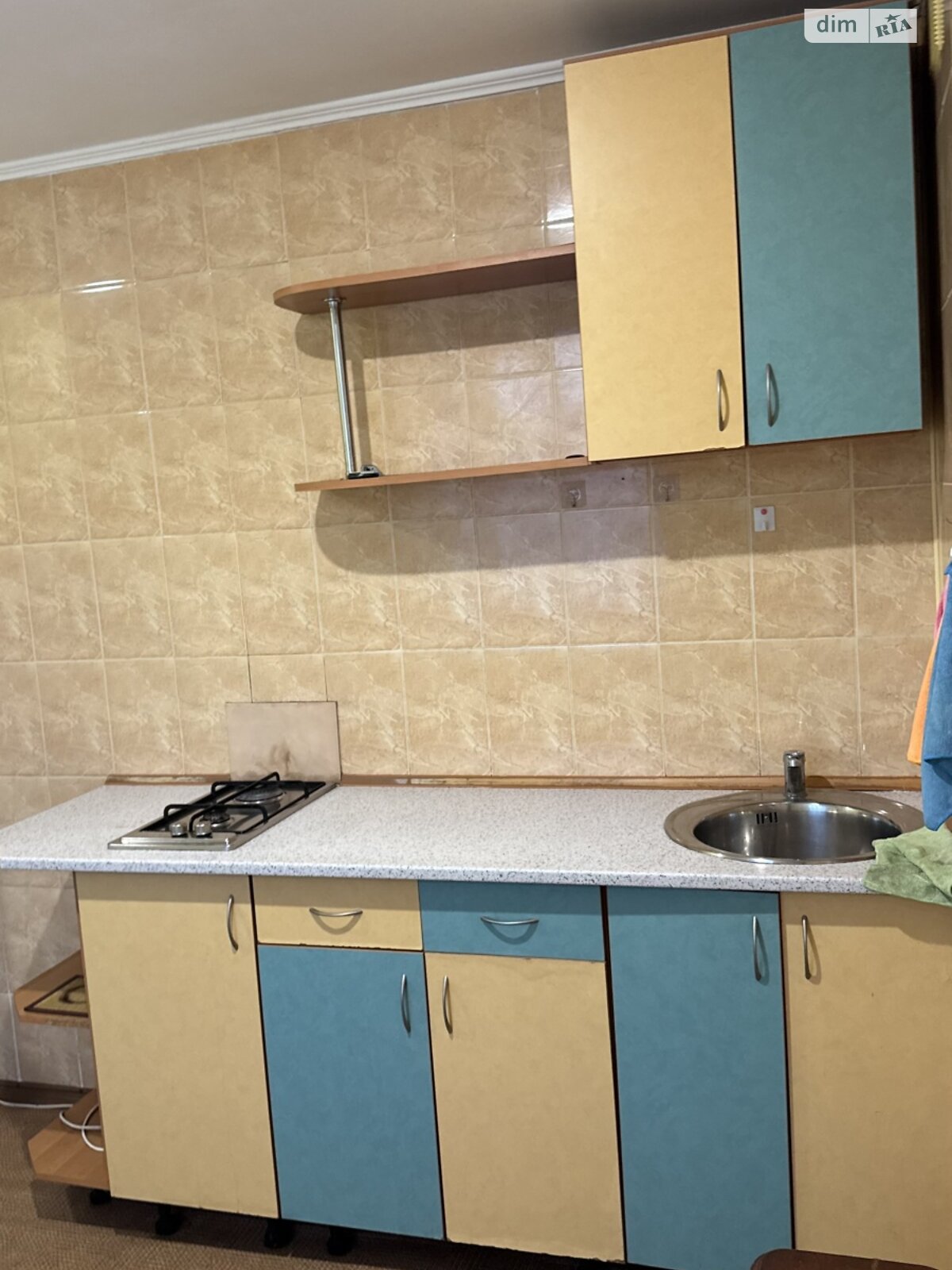 однокімнатна квартира в Кропивницькому, район Фортечний, на вул. Нікітіна Василя 23 в довготривалу оренду помісячно фото 1 однокімнатна квартира в Кропивницькому, район Фортечний, на вул. Нікітіна Василя 23 в довготривалу оренду помісячно фото 1