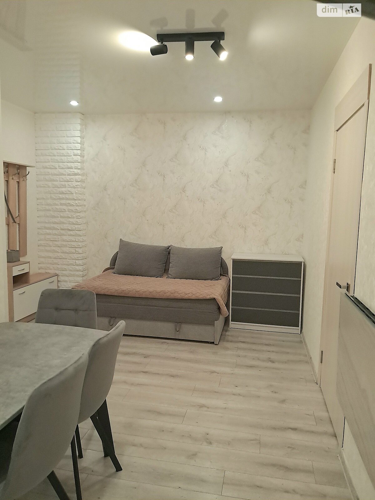 однокімнатна квартира в Кропивницькому, район Фортечний, на вул. Степана Чобану 2Н в довготривалу оренду помісячно фото 1