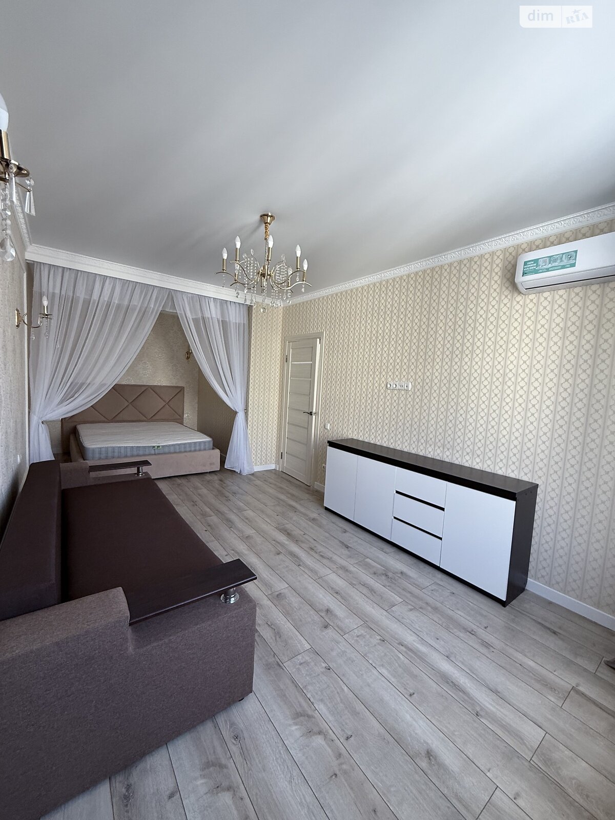 однокомнатная квартира в Крыжановка, на ул. Академика Сахарова 3Г в аренду на долгий срок помесячно фото 1 однокомнатная квартира в Крыжановка, на ул. Академика Сахарова 3Г в аренду на долгий срок помесячно фото 1