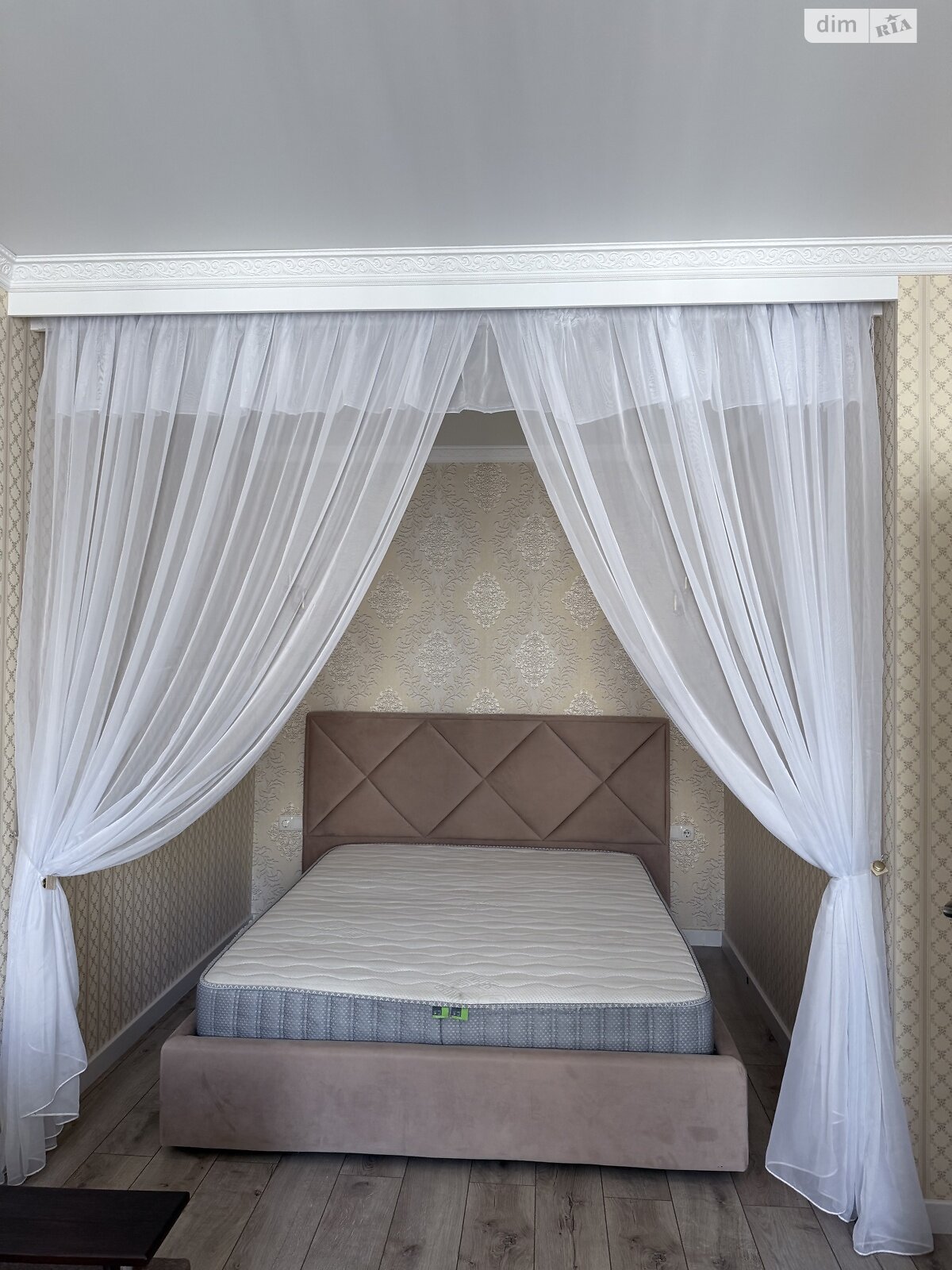 однокомнатная квартира в Крыжановка, на ул. Академика Сахарова 3Г в аренду на долгий срок помесячно фото 1 однокомнатная квартира в Крыжановка, на ул. Академика Сахарова 3Г в аренду на долгий срок помесячно фото 1