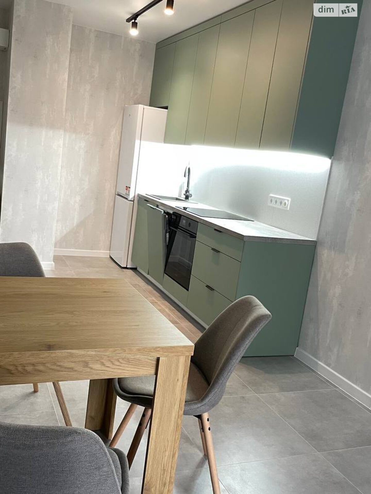 однокомнатная квартира в Лиманке, на ул. Академика Вильямса 93 корпус 4 в аренду на долгий срок помесячно фото 1