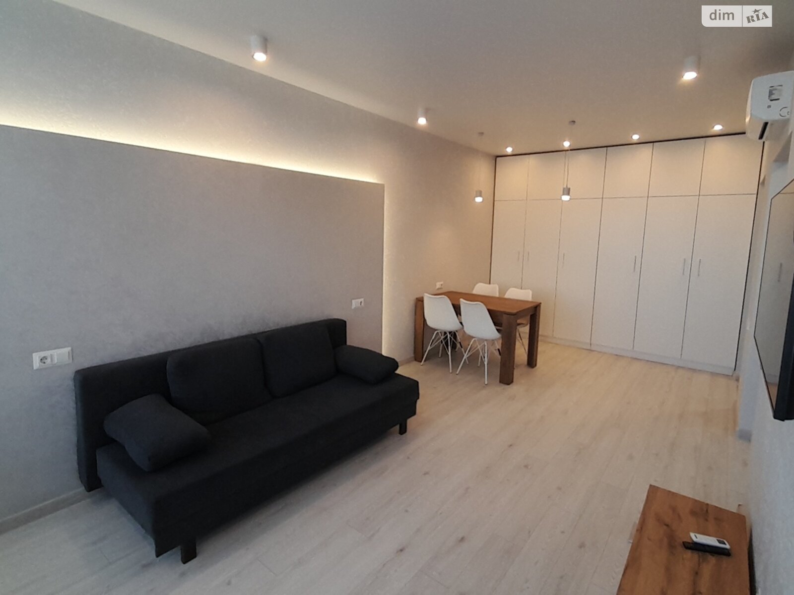 однокімнатна квартира в Лиманці, на вул. Перлинна 8 в довготривалу оренду помісячно фото 1