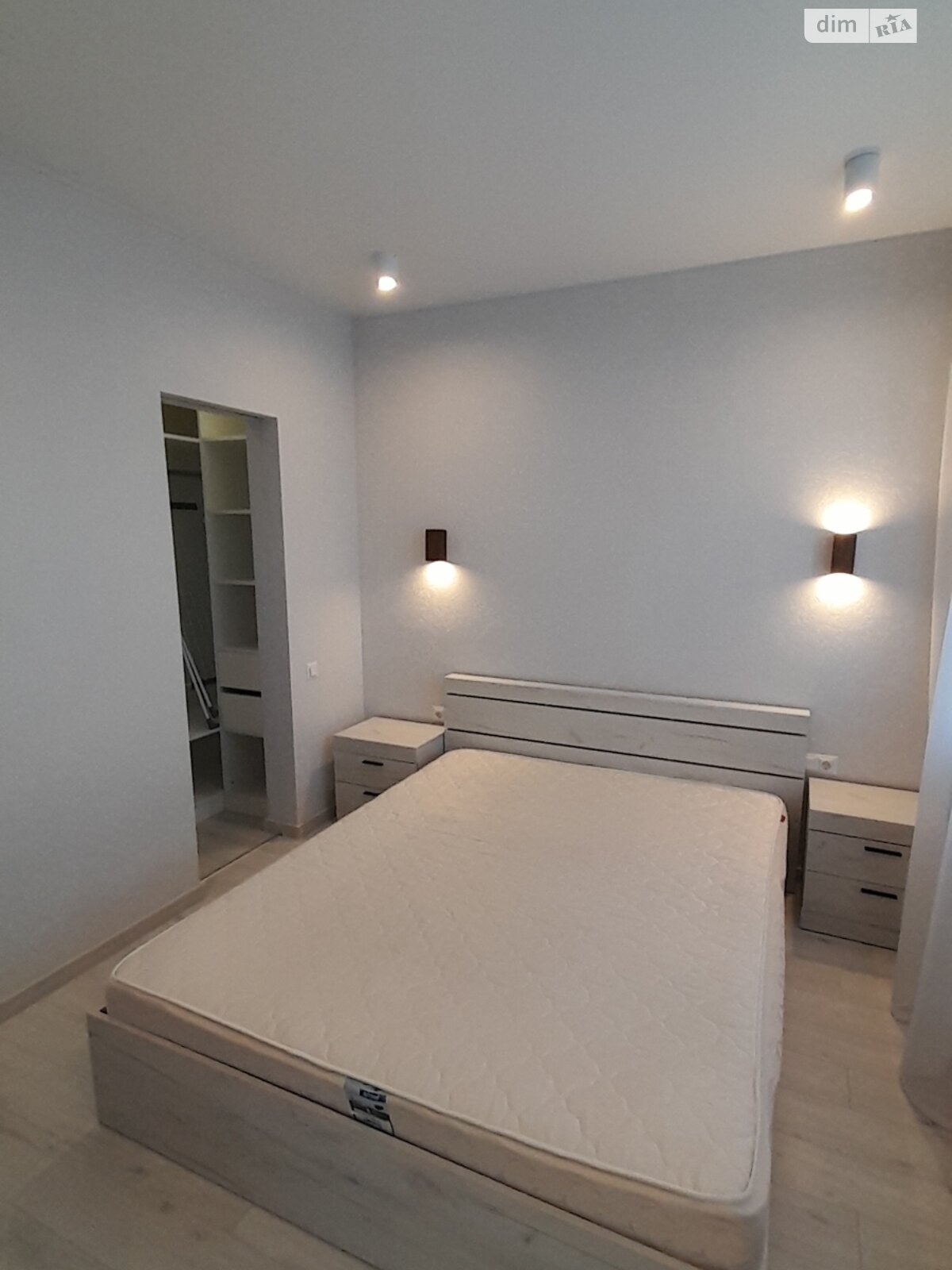 однокімнатна квартира в Лиманці, на вул. Перлинна 8 в довготривалу оренду помісячно фото 1