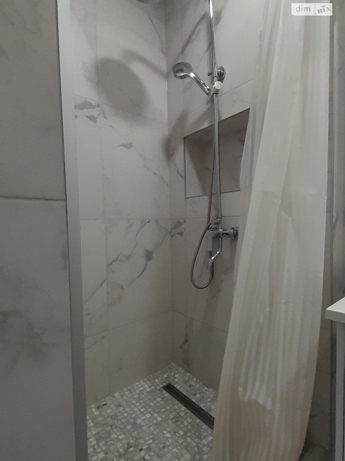 однокімнатна квартира в Лиманці, на вул. Перлинна 8 в довготривалу оренду помісячно фото 1