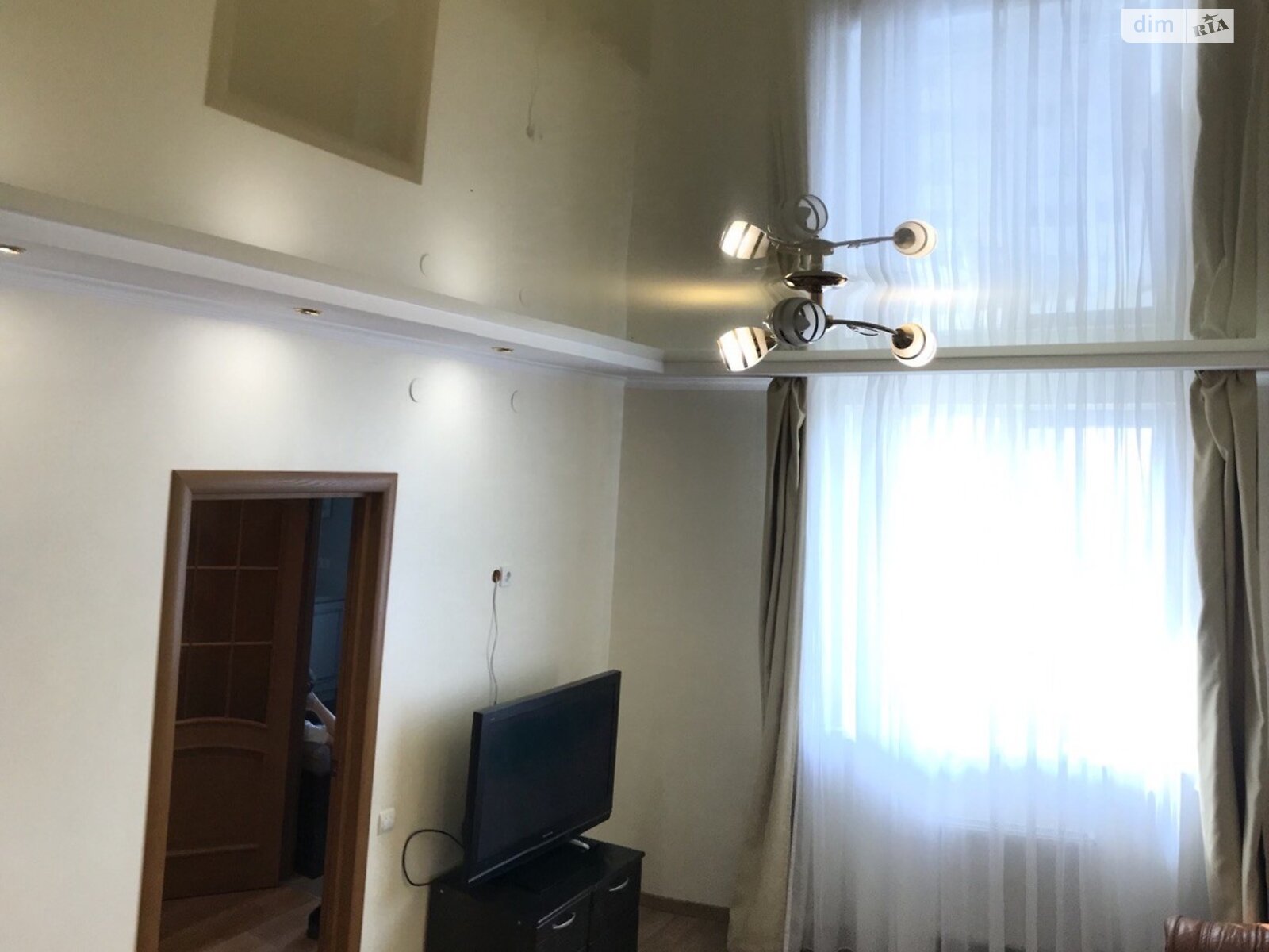 однокімнатна квартира в Лиманці, на мас. Райдужний в довготривалу оренду помісячно фото 1 однокімнатна квартира в Лиманці, на мас. Райдужний в довготривалу оренду помісячно фото 1