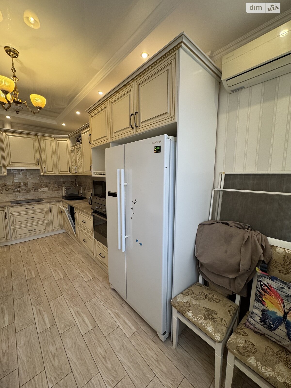 двухкомнатная квартира в Лиманке, на мас. Радужный 19 в аренду на долгий срок помесячно фото 1