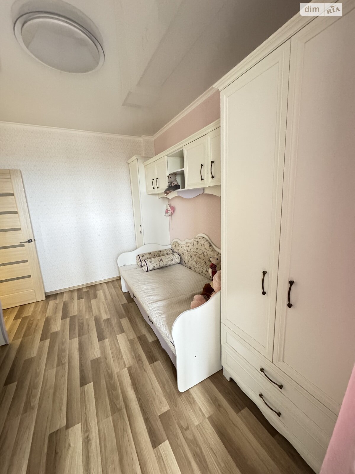 двухкомнатная квартира в Лиманке, на мас. Радужный 19 в аренду на долгий срок помесячно фото 1