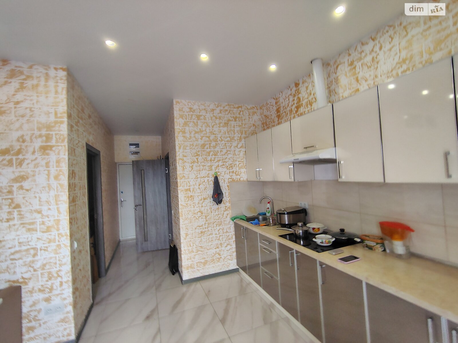 однокомнатная квартира в Лиманке, на ул. Тепличная 7А в аренду на долгий срок помесячно фото 1