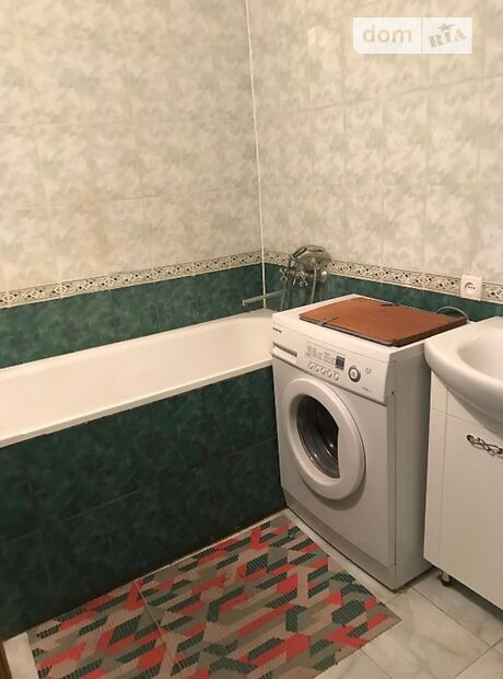 трикімнатна квартира в Луцьку, район 33 мікрорайон, на просп. Молоді 3б в довготривалу оренду помісячно фото 1 трикімнатна квартира в Луцьку, район 33 мікрорайон, на просп. Молоді 3б в довготривалу оренду помісячно фото 1