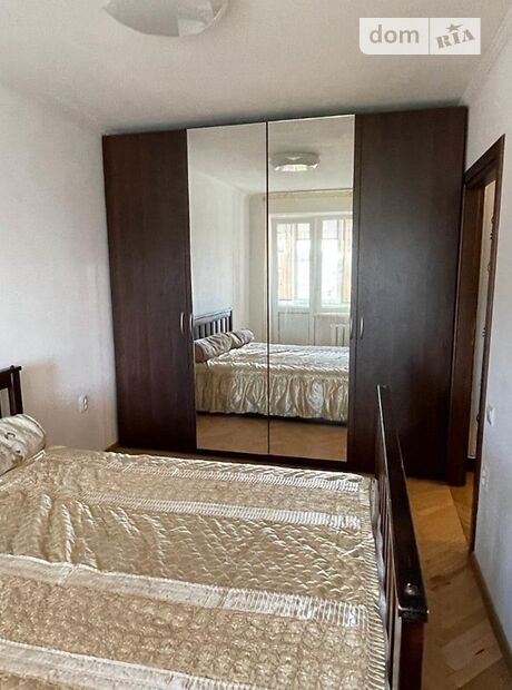 трехкомнатная квартира в Луцке, район 33 микрорайон, на просп. Молодежи в аренду на долгий срок помесячно фото 1 трехкомнатная квартира в Луцке, район 33 микрорайон, на просп. Молодежи в аренду на долгий срок помесячно фото 1