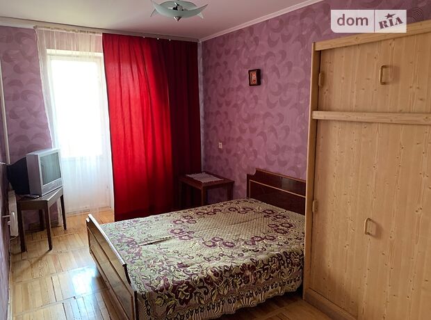 трехкомнатная квартира с мебелью в Луцке, район 33 микрорайон, на просп. Соборности в аренду на долгий срок помесячно фото 1 трехкомнатная квартира с мебелью в Луцке, район 33 микрорайон, на просп. Соборности в аренду на долгий срок помесячно фото 1
