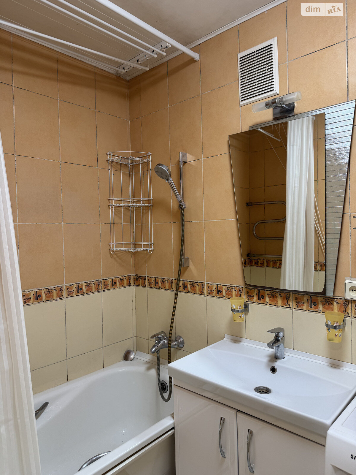 двокімнатна квартира в Луцьку, район 33 мікрорайон, на просп. Соборності 19, кв. 1 в довготривалу оренду помісячно фото 1 двокімнатна квартира в Луцьку, район 33 мікрорайон, на просп. Соборності 19, кв. 1 в довготривалу оренду помісячно фото 1