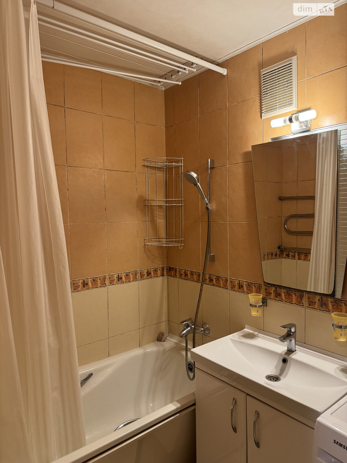 двокімнатна квартира в Луцьку, район 33 мікрорайон, на просп. Соборності 19, кв. 1 в довготривалу оренду помісячно фото 1 двокімнатна квартира в Луцьку, район 33 мікрорайон, на просп. Соборності 19, кв. 1 в довготривалу оренду помісячно фото 1