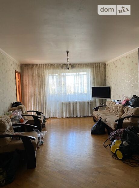 четырехкомнатная квартира с мебелью в Луцке, район 33 микрорайон, на ул. Ветеранов в аренду на долгий срок помесячно фото 1 четырехкомнатная квартира с мебелью в Луцке, район 33 микрорайон, на ул. Ветеранов в аренду на долгий срок помесячно фото 1