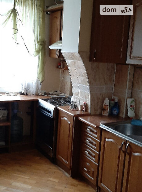 трехкомнатная квартира с мебелью в Луцке, район 33 микрорайон, на просп. Возрождение 41 в аренду на долгий срок помесячно фото 1 трехкомнатная квартира с мебелью в Луцке, район 33 микрорайон, на просп. Возрождение 41 в аренду на долгий срок помесячно фото 1