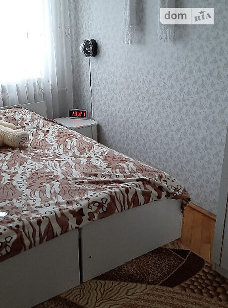 трехкомнатная квартира с мебелью в Луцке, район 33 микрорайон, на просп. Возрождение 41 в аренду на долгий срок помесячно фото 1 трехкомнатная квартира с мебелью в Луцке, район 33 микрорайон, на просп. Возрождение 41 в аренду на долгий срок помесячно фото 1