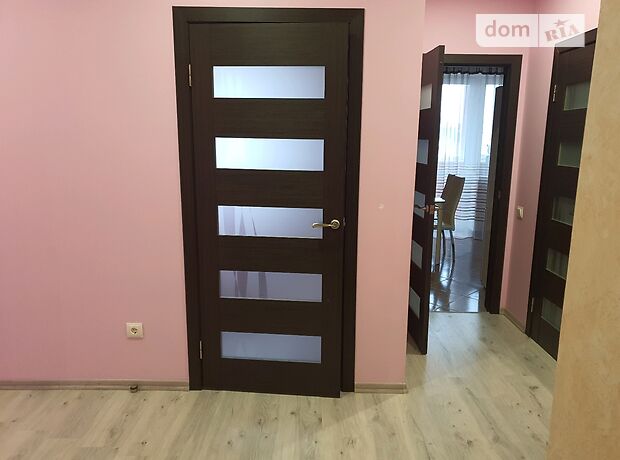 двухкомнатная квартира с мебелью в Луцке, район 33 микрорайон, на ул. Возрождения 50 в аренду на долгий срок помесячно фото 1 двухкомнатная квартира с мебелью в Луцке, район 33 микрорайон, на ул. Возрождения 50 в аренду на долгий срок помесячно фото 1