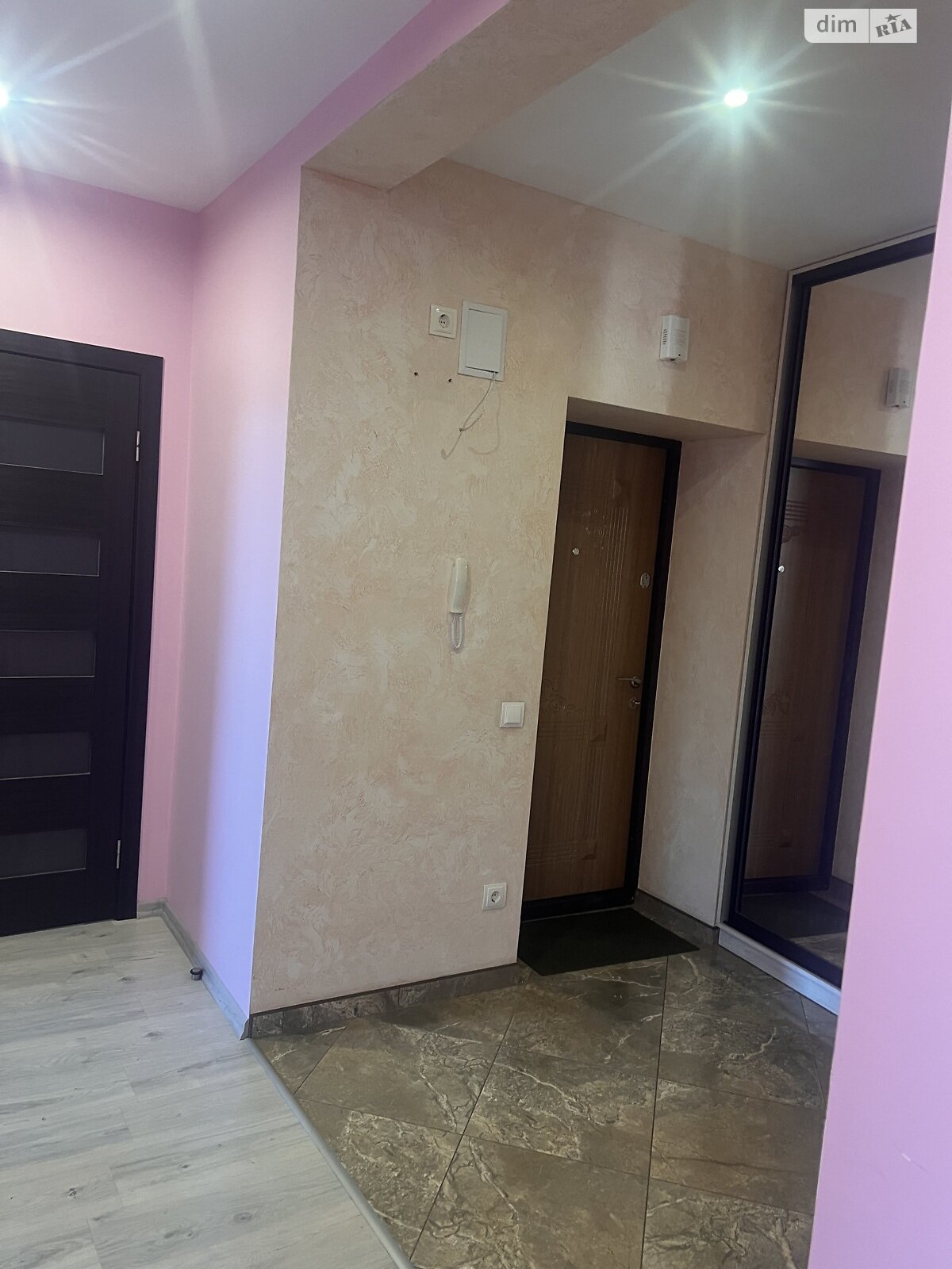 двухкомнатная квартира в Луцке, район 33 микрорайон, на ул. Возрождения 50 в аренду на долгий срок помесячно фото 1 двухкомнатная квартира в Луцке, район 33 микрорайон, на ул. Возрождения 50 в аренду на долгий срок помесячно фото 1
