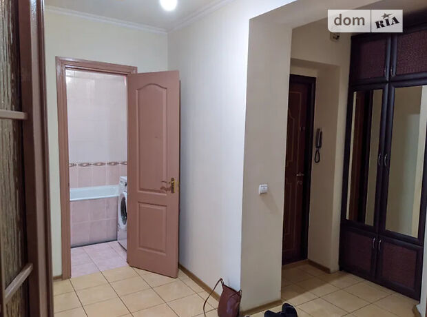 двокімнатна квартира з меблями в Луцьку, район 33 мікрорайон, на просп. Молоді 15 в довготривалу оренду помісячно фото 1 двокімнатна квартира з меблями в Луцьку, район 33 мікрорайон, на просп. Молоді 15 в довготривалу оренду помісячно фото 1