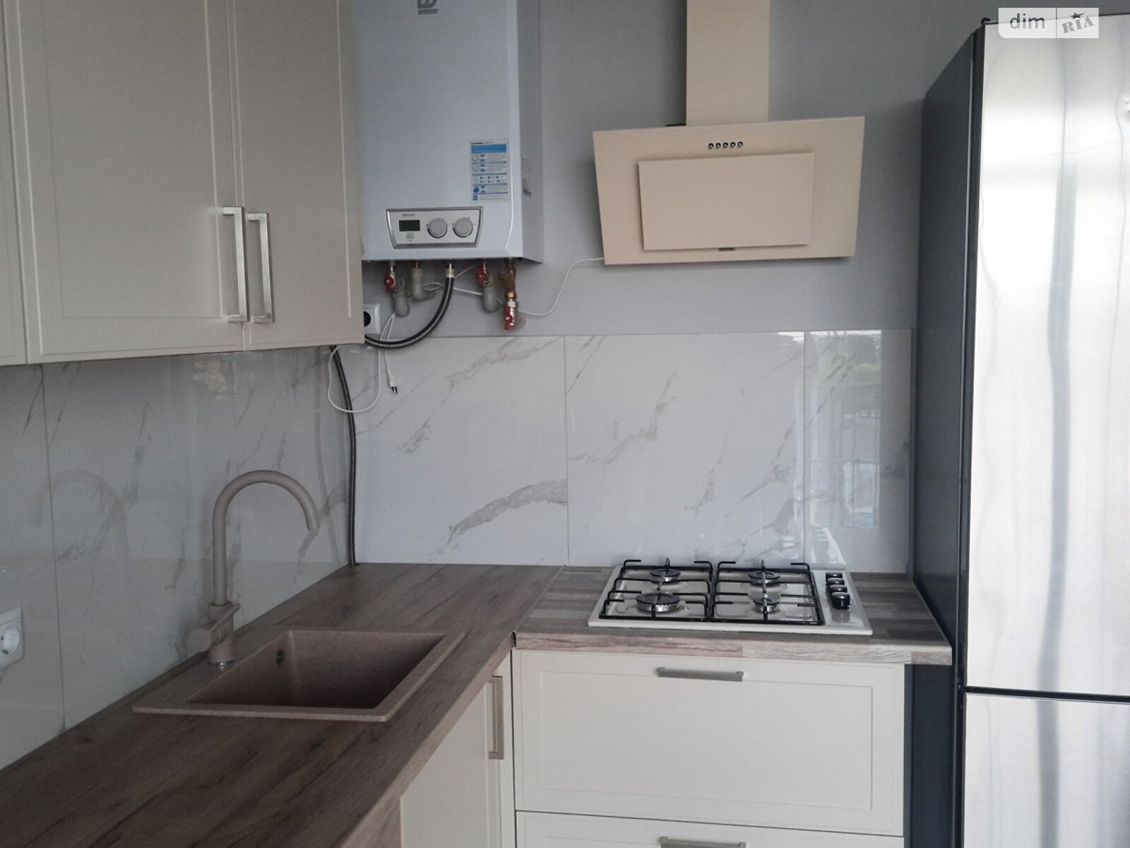 однокімнатна квартира в Луцьку, район 40 мікрорайон, на вул. Назарія Яремчука 9А в довготривалу оренду помісячно фото 1 однокімнатна квартира в Луцьку, район 40 мікрорайон, на вул. Назарія Яремчука 9А в довготривалу оренду помісячно фото 1