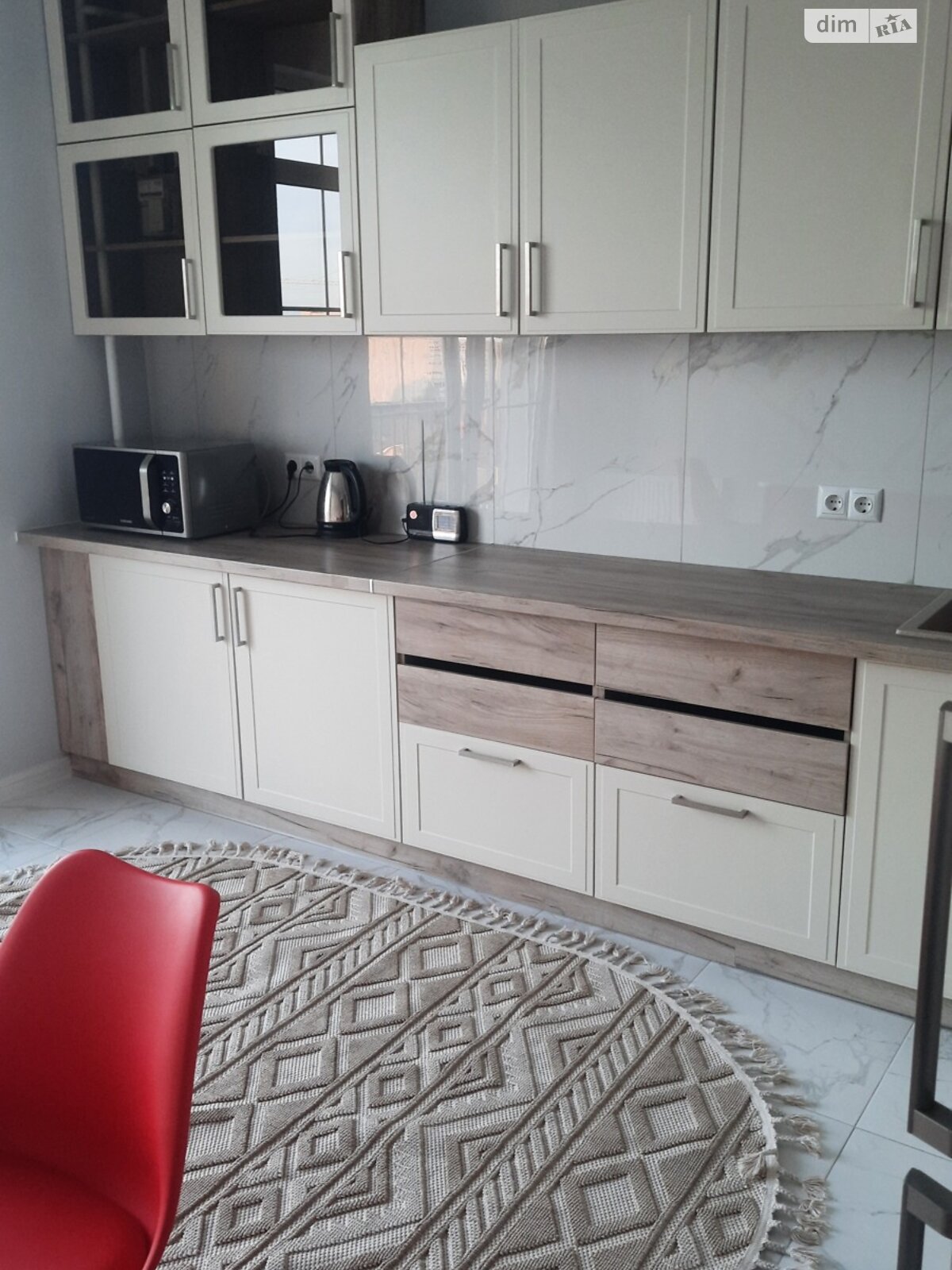 однокімнатна квартира в Луцьку, район 40 мікрорайон, на вул. Назарія Яремчука 9А в довготривалу оренду помісячно фото 1 однокімнатна квартира в Луцьку, район 40 мікрорайон, на вул. Назарія Яремчука 9А в довготривалу оренду помісячно фото 1