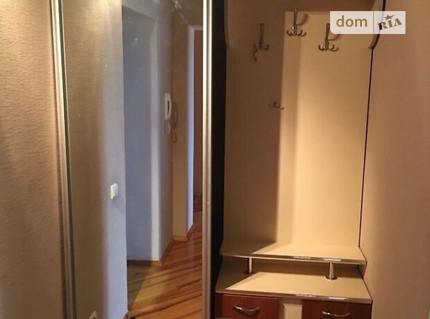 трехкомнатная квартира в Луцке, район 40 микрорайон, на ул. Гордиюк 20а в аренду на долгий срок помесячно фото 1 трехкомнатная квартира в Луцке, район 40 микрорайон, на ул. Гордиюк 20а в аренду на долгий срок помесячно фото 1