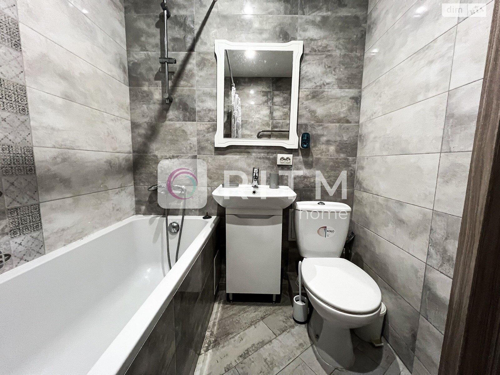 однокомнатная квартира в Луцке, район 40 микрорайон, на ул. Конякина 3Б в аренду на долгий срок помесячно фото 1