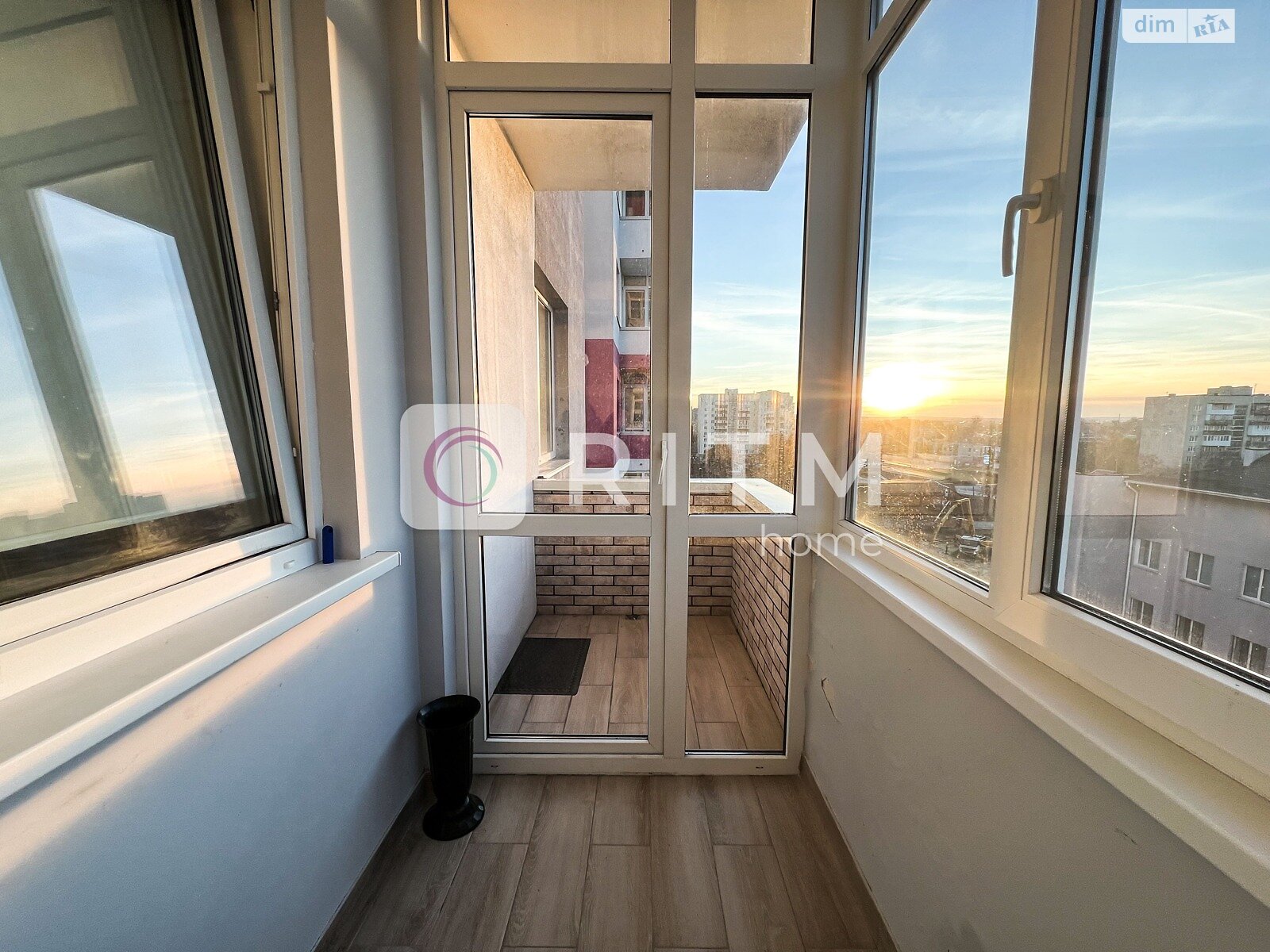 однокомнатная квартира в Луцке, район 40 микрорайон, на ул. Конякина 3Б в аренду на долгий срок помесячно фото 1