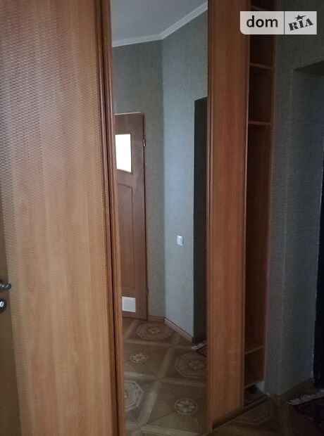 двухкомнатная квартира с мебелью в Луцке, район 40 микрорайон, на ул. Кравчука 15к в аренду на долгий срок помесячно фото 1 двухкомнатная квартира с мебелью в Луцке, район 40 микрорайон, на ул. Кравчука 15к в аренду на долгий срок помесячно фото 1