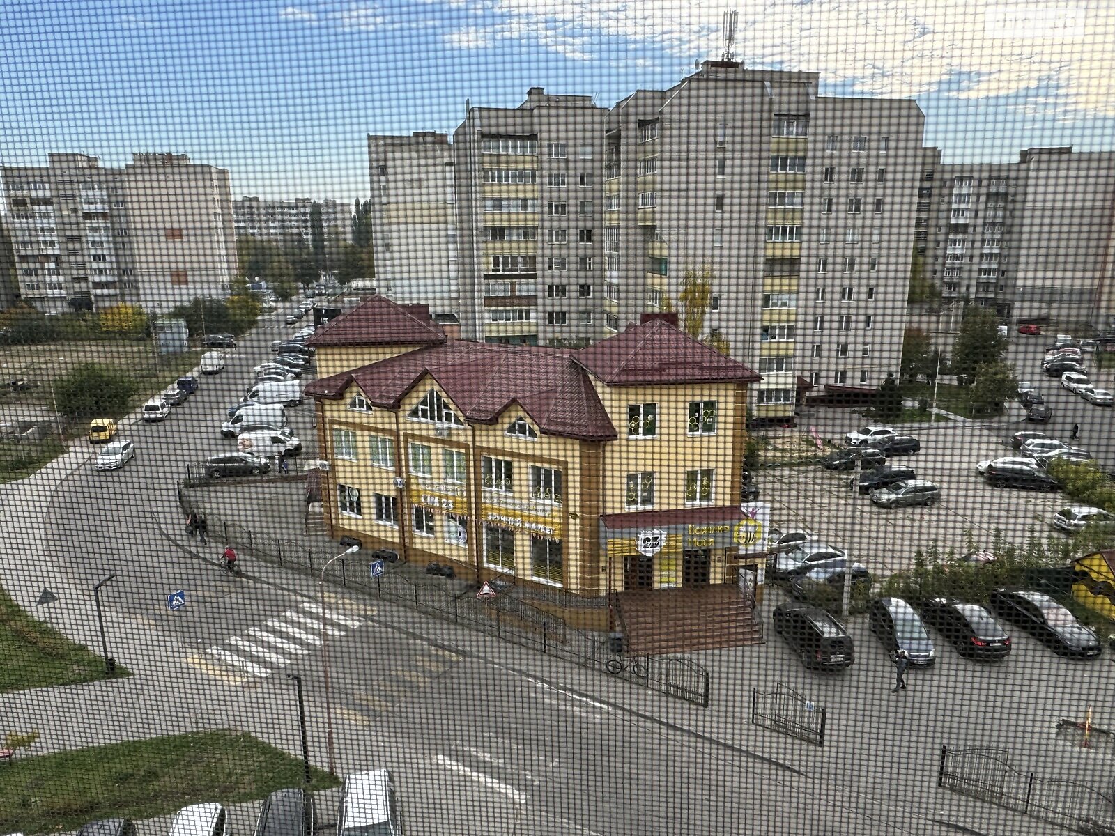 однокомнатная квартира с мебелью в Луцке, район 40 микрорайон, на ул. Кравчука 42А в аренду на долгий срок помесячно фото 1 однокомнатная квартира с мебелью в Луцке, район 40 микрорайон, на ул. Кравчука 42А в аренду на долгий срок помесячно фото 1