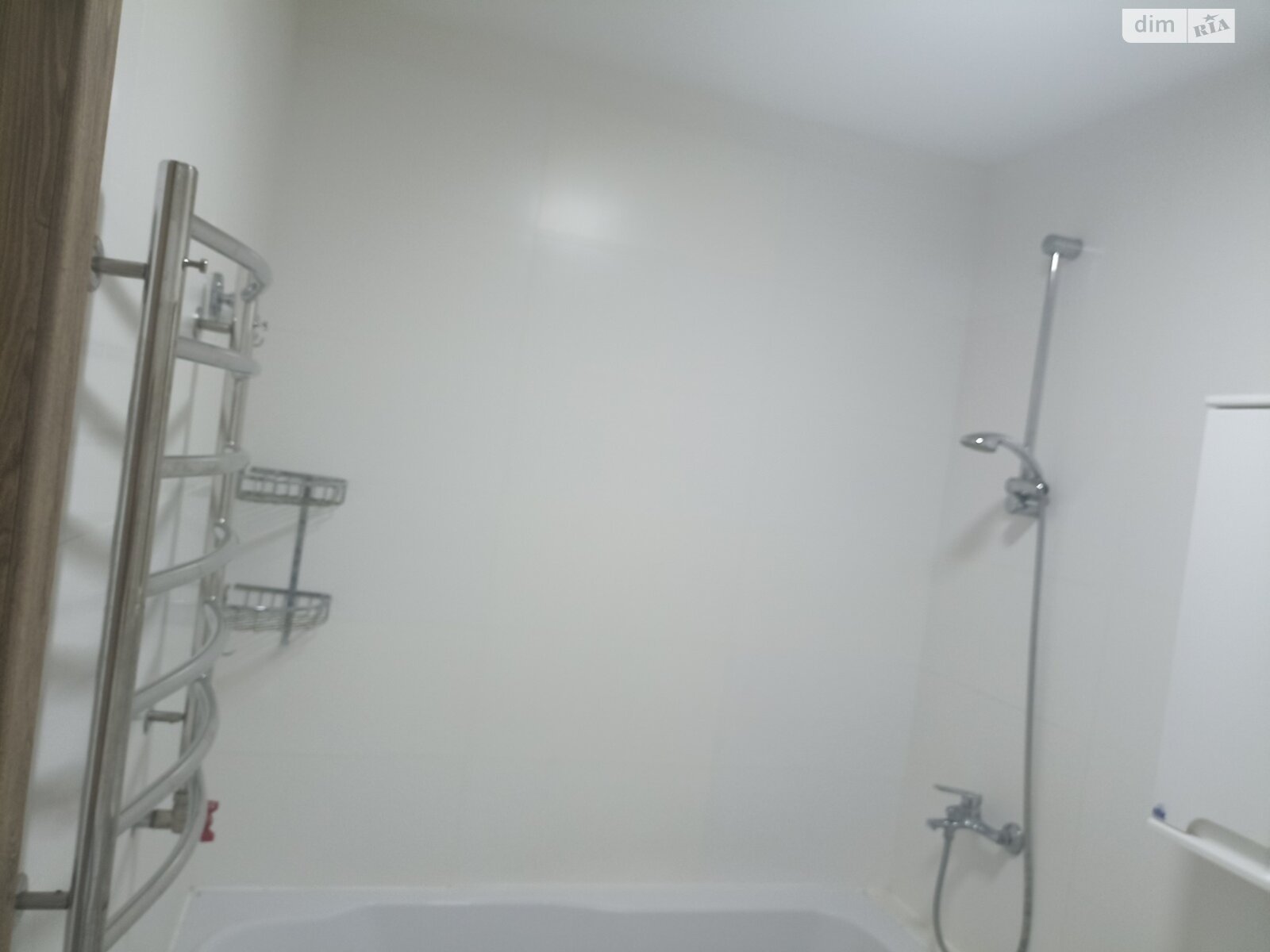 однокімнатна квартира в Луцьку, район 40 мікрорайон, на вул. Кравчука 2, кв. 3 в довготривалу оренду помісячно фото 1