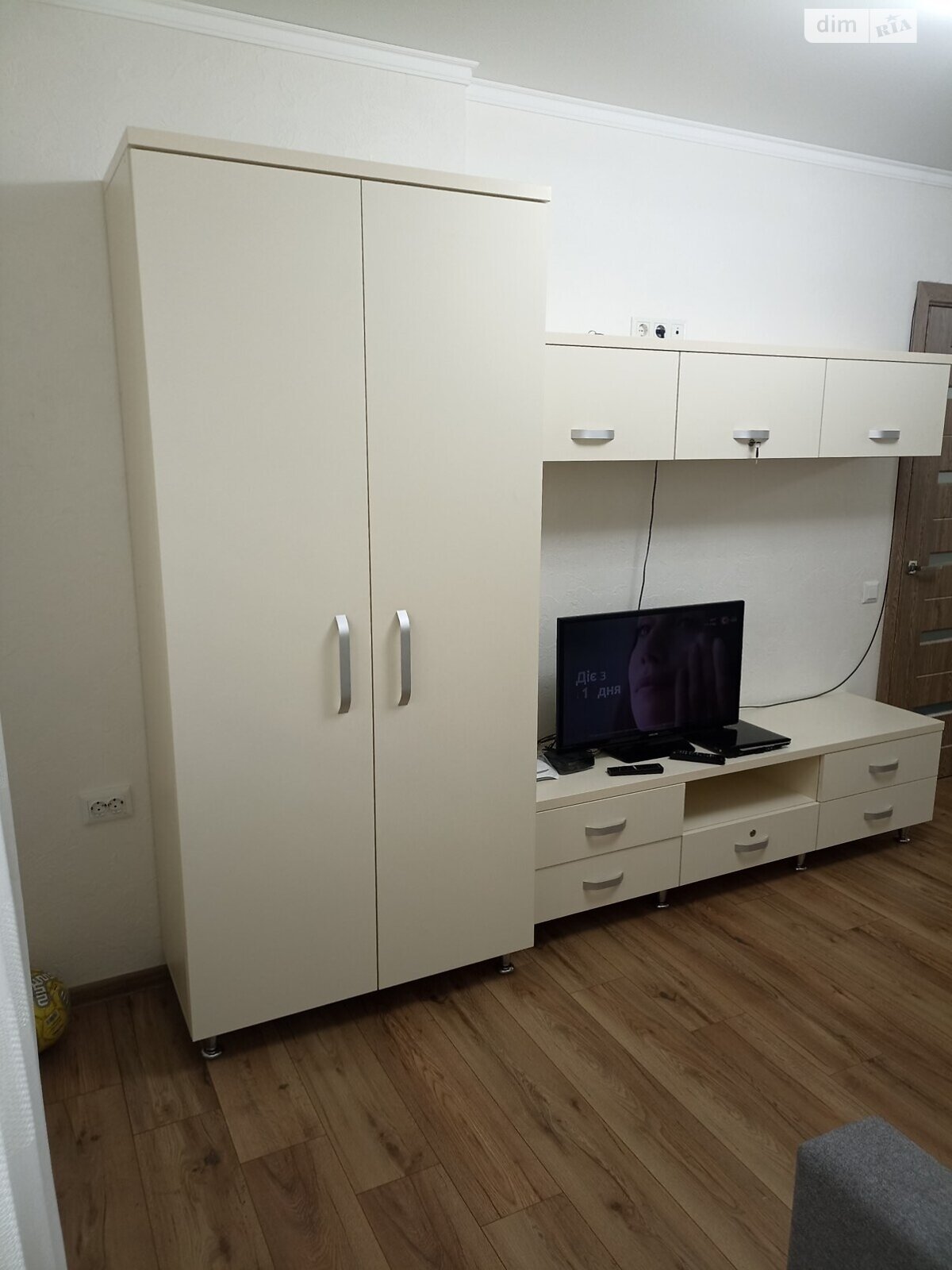 однокімнатна квартира в Луцьку, район 40 мікрорайон, на вул. Кравчука 2, кв. 3 в довготривалу оренду помісячно фото 1