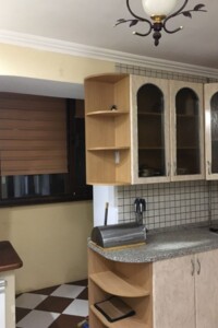 трехкомнатная квартира в Луцке, район 40 микрорайон, на ул. Кравчука в аренду на долгий срок помесячно фото 2