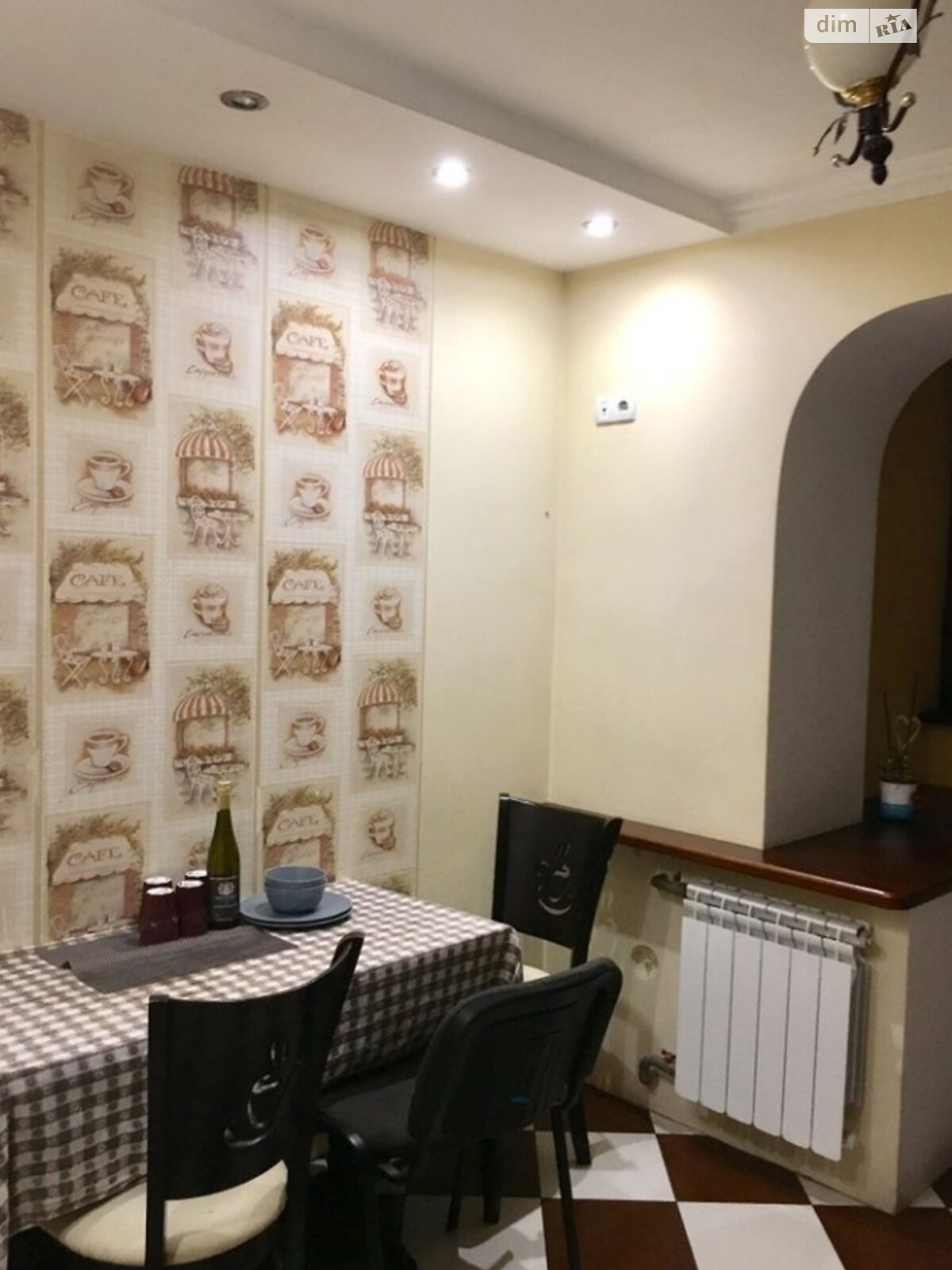 трехкомнатная квартира в Луцке, район 40 микрорайон, на ул. Кравчука в аренду на долгий срок помесячно фото 1