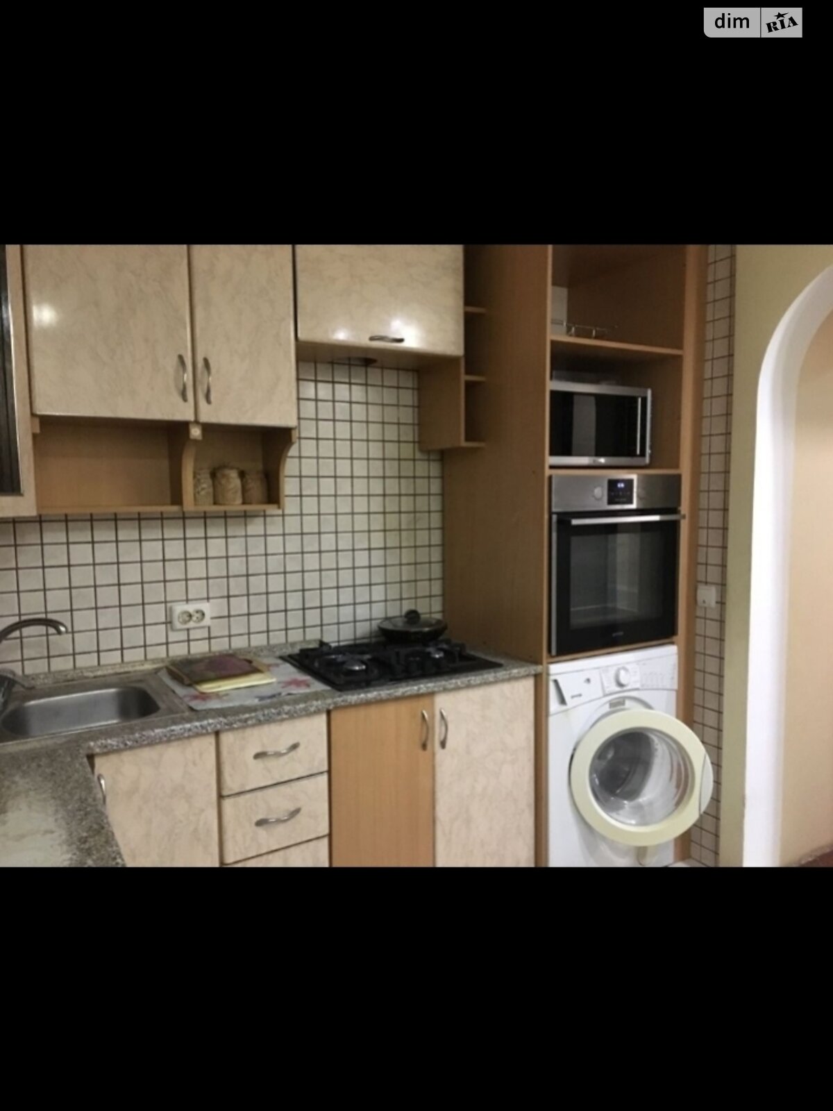 трехкомнатная квартира в Луцке, район 40 микрорайон, на ул. Кравчука в аренду на долгий срок помесячно фото 1