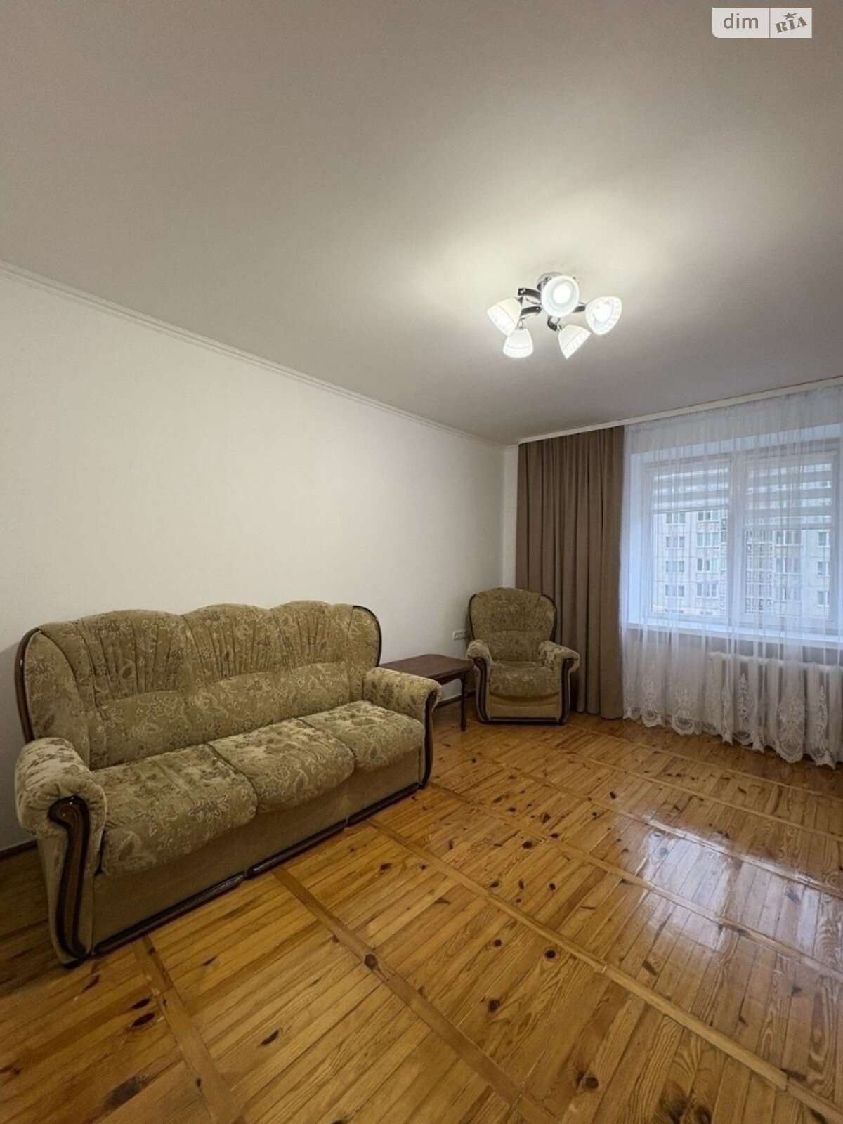 двухкомнатная квартира с мебелью в Луцке, район 40 микрорайон, на ул. Воинов-афганцев в аренду на долгий срок помесячно фото 1