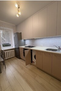 двухкомнатная квартира с мебелью в Луцке, район 40 микрорайон, на ул. Воинов-афганцев в аренду на долгий срок помесячно фото 2