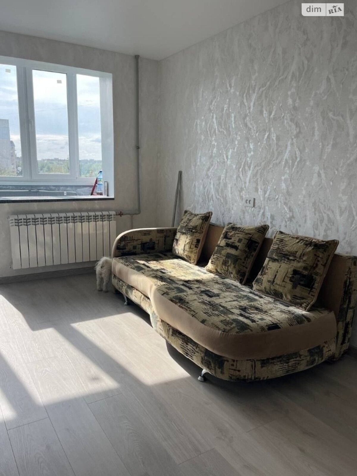 однокомнатная квартира в Луцке, район 40 микрорайон, на ул. Защитников Украины в аренду на долгий срок помесячно фото 1