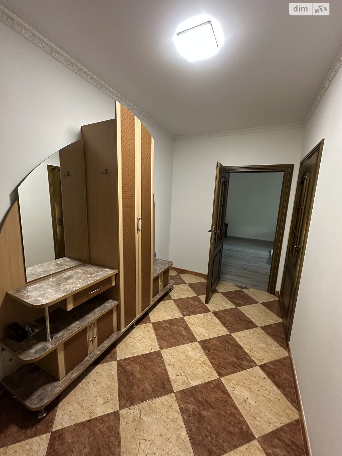 двухкомнатная квартира в Луцке, район 55 микрорайон, на ул. Черновола Вячеслава в аренду на долгий срок помесячно фото 1 двухкомнатная квартира в Луцке, район 55 микрорайон, на ул. Черновола Вячеслава в аренду на долгий срок помесячно фото 1